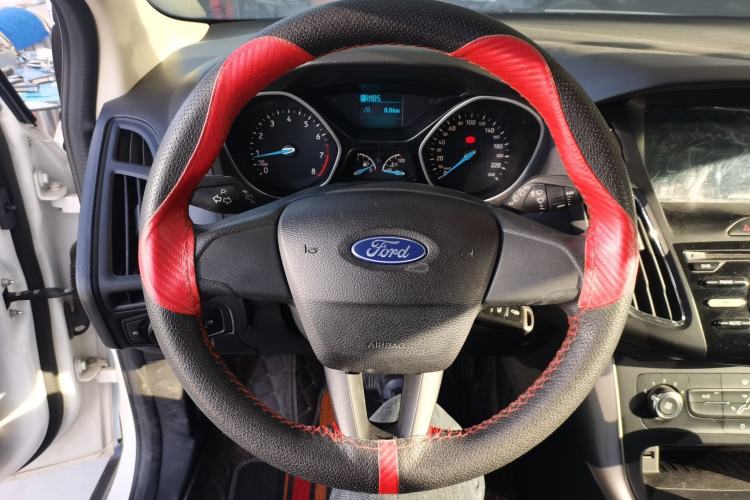 Used Ford Focus 2017 Hatchback 1.6L Automatic Comfort Plus SmartDrive Edition Steering Wheel
