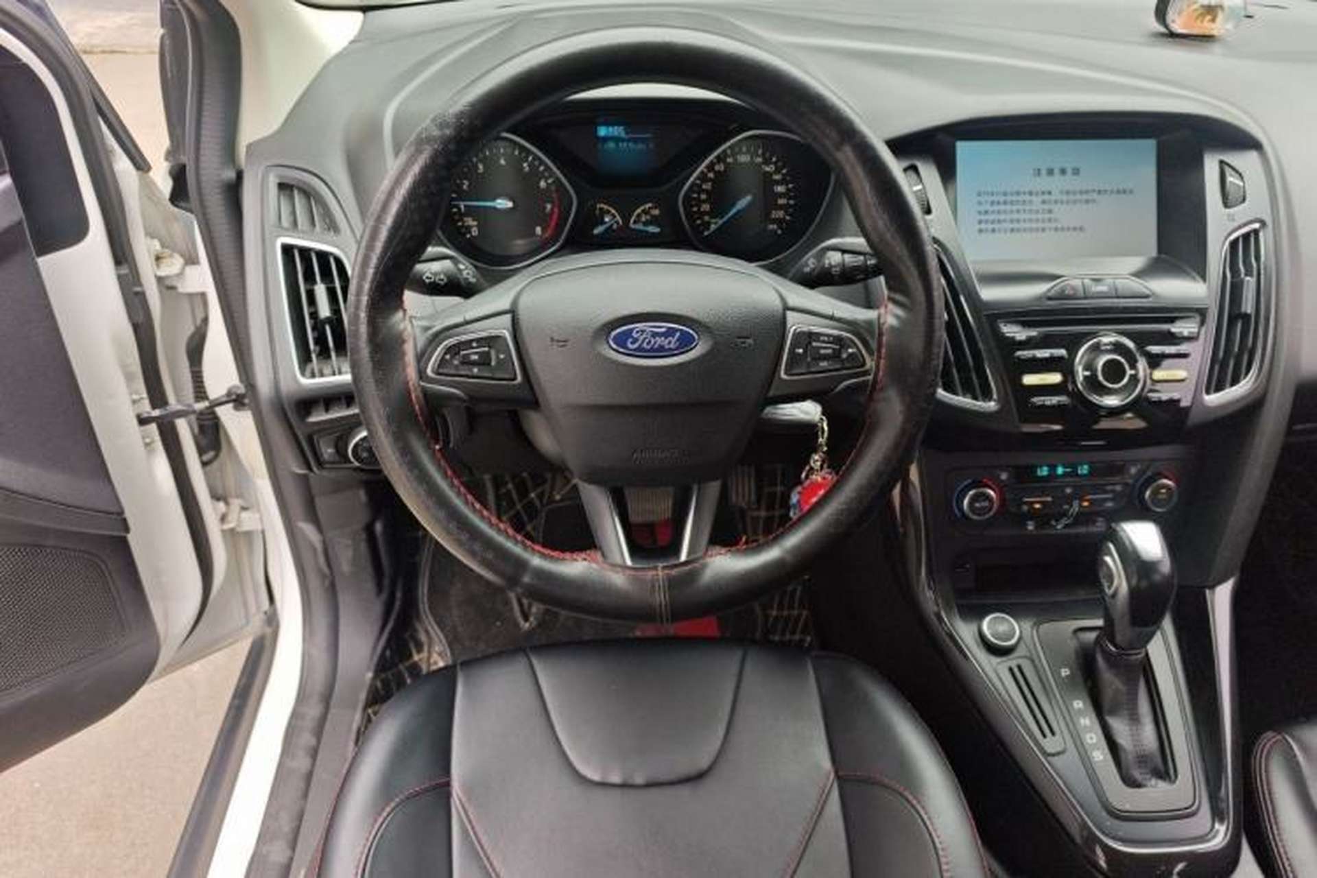 Used Ford Focus 2017 Sedan 1.6L Automatic Fashion Edition Smart Drive Version Steering Wheel