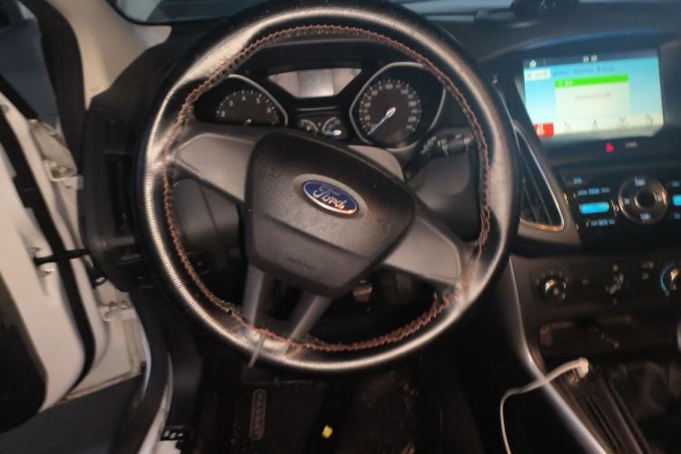 Used Ford Focus 2017 Hatchback 1.6L Manual Comfort Plus SmartDrive Edition Steering Wheel