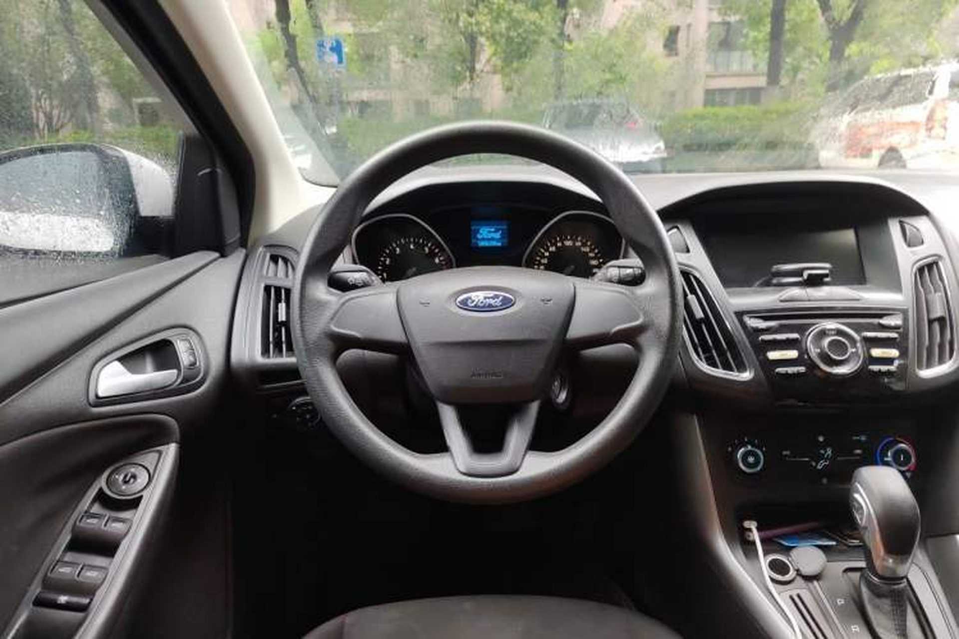 Used Ford Focus 2017 Hatchback 1.6L Automatic Comfort Plus SmartDrive Edition Steering Wheel