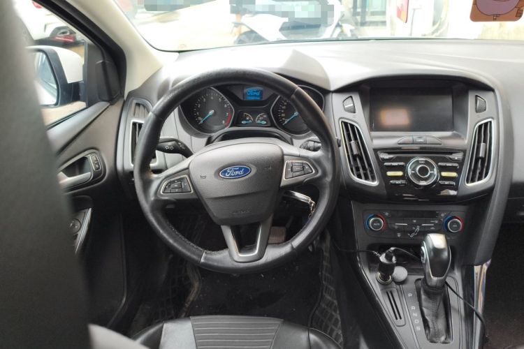 Used Ford Focus 2017 Hatchback 1.6L Automatic Fashion Edition Smart Drive Version Steering Wheel