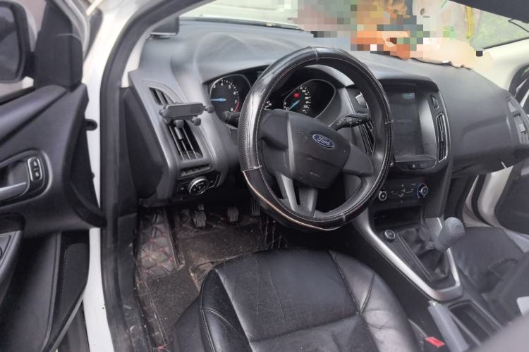 Used Ford Focus 2017 Hatchback 1.6L Manual Comfort Plus SmartDrive Edition Steering Wheel