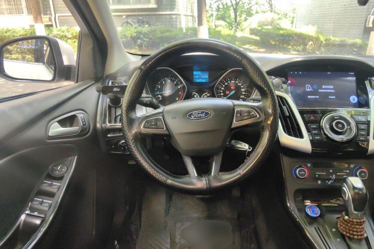 Used Ford Focus 2017 Sedan 1.6L Automatic Fashion Edition Smart Drive Version Steering Wheel