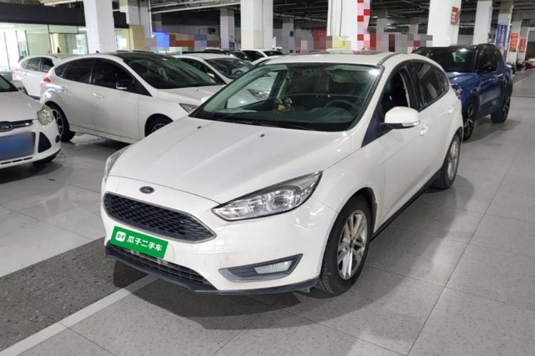 Used Ford Focus 2017 Hatchback 1.6L Manual Fashion Edition SmartDrive Version Guazi used car, China used car export, Used car for sale, Used cars, Cheapest cars for sale