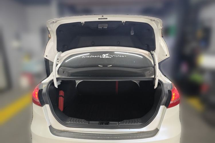 Used Ford Focus 2017 Sedan 1.6L Automatic Comfort Plus SmartDrive Edition Trunk