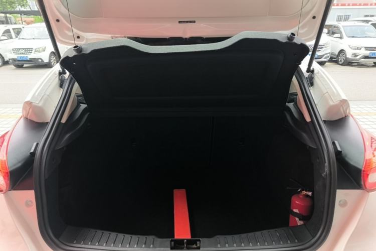 Used Ford Focus 2017 Hatchback 1.6L Automatic Comfort Plus SmartDrive Edition Trunk