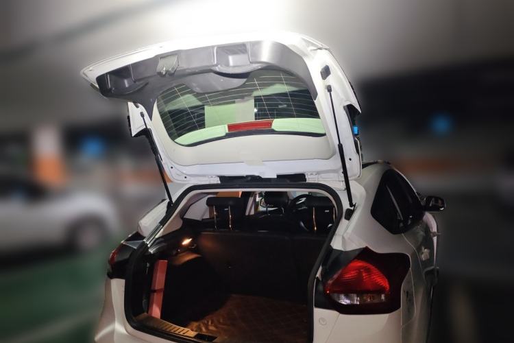Used Ford Focus 2017 Hatchback 1.6L Manual Fashion Edition SmartDrive Version Trunk