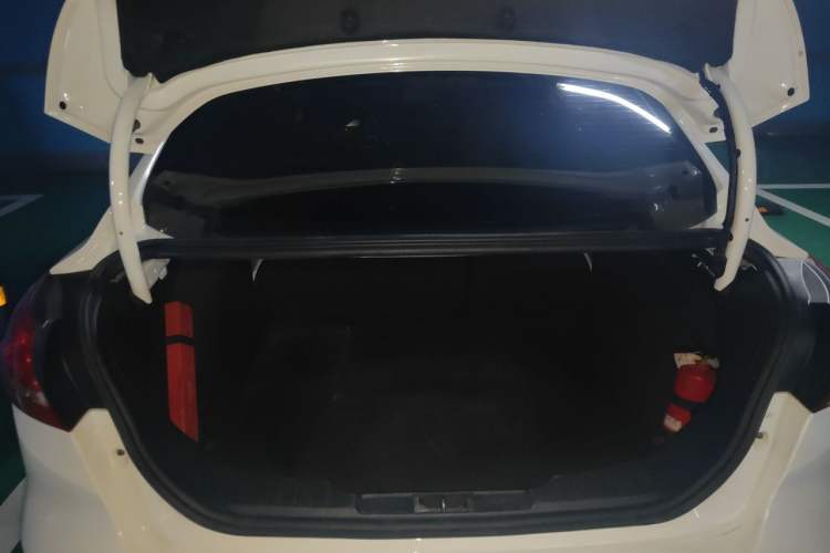 Used Ford Focus 2017 Sedan EcoBoost 180 Automatic Elite Model Trunk