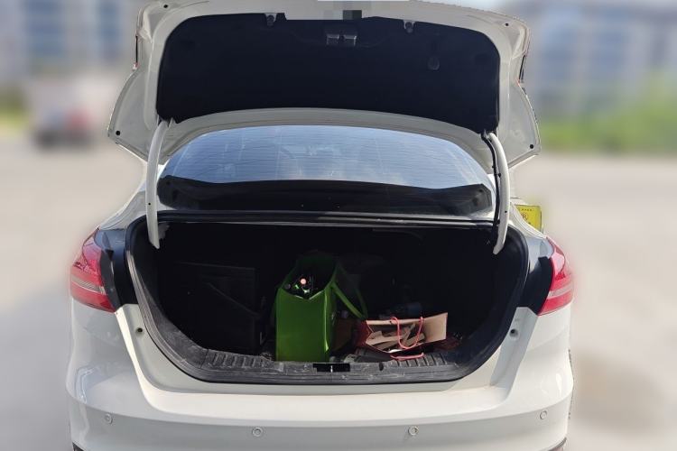Used Ford Focus 2017 Sedan 1.6L Manual Comfort Plus SmartDrive Edition Trunk