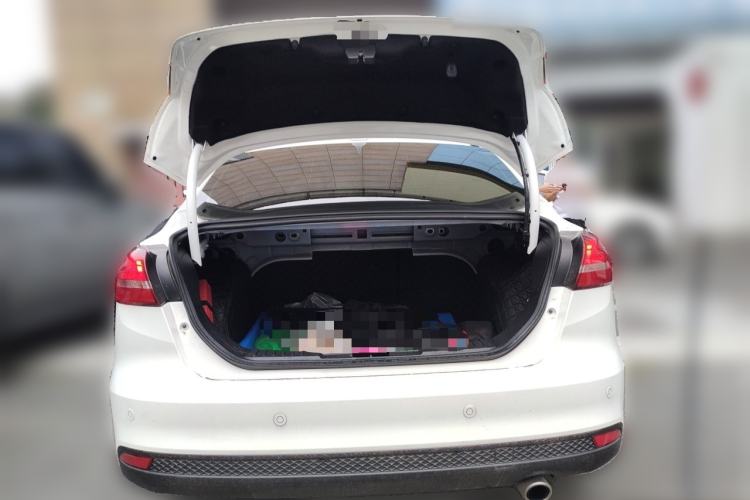 Used Ford Focus 2017 Sedan EcoBoost 180 Automatic Elite Model Trunk