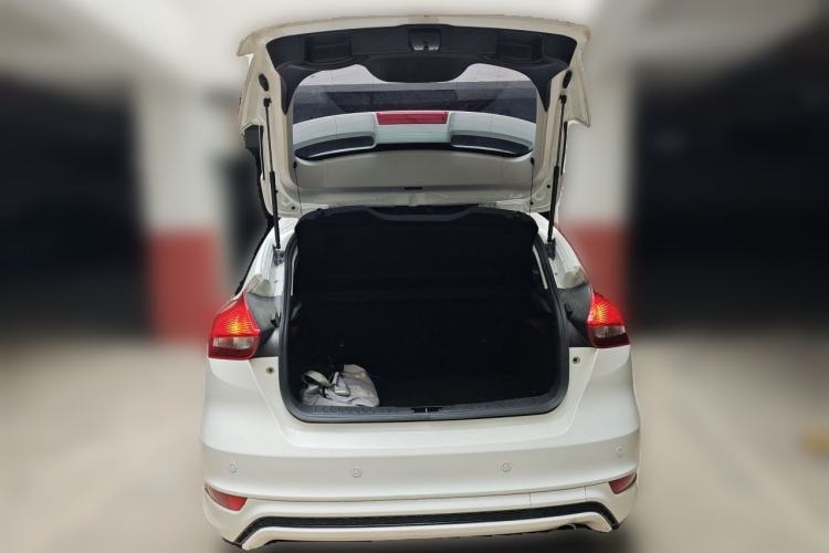 Used Ford Focus 2017 1.5T CTCC White and Black Limited Edition Trunk