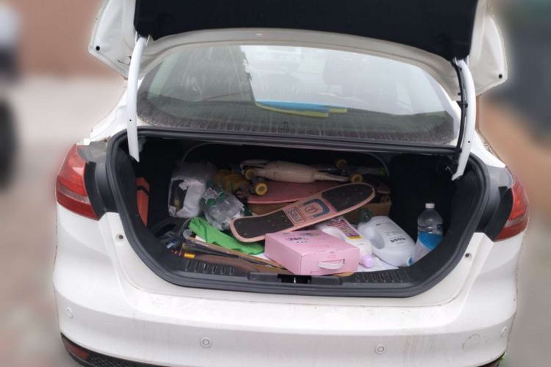 Used Ford Focus 2017 Sedan 1.6L Automatic Fashion Edition Smart Drive Version Trunk