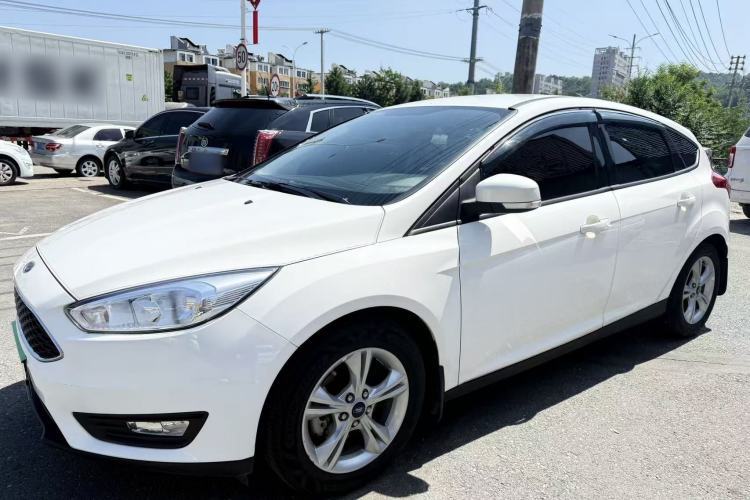Used Ford Focus 2017 Hatchback 1.6L Manual Comfort Plus SmartDrive Edition Guazi used car, China used car export, Used car for sale, Used  cars, Cheapest cars for sale