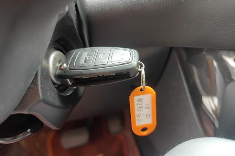 Used Ford Focus 2017 Hatchback 1.6L Automatic Fashion Edition Smart Drive Version Vehicle Key