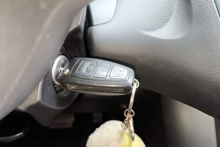 Used Ford Focus 2017 Hatchback 1.6L Automatic Comfort Plus SmartDrive Edition Vehicle Key