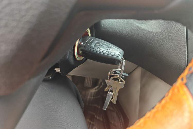Used Ford Focus 2017 Sedan 1.6L Manual Comfort Plus SmartDrive Edition Vehicle Key