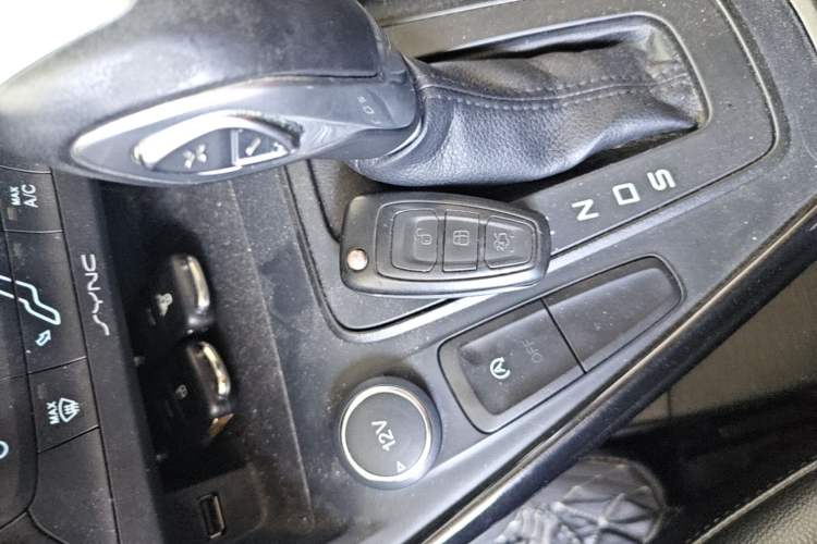 Used Ford Focus 2017 Sedan EcoBoost 180 Automatic Elite Model Vehicle Key
