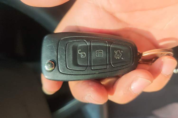 Used Ford Focus 2017 Sedan EcoBoost 125 Automatic Supreme Style SmartDrive Edition Vehicle Key