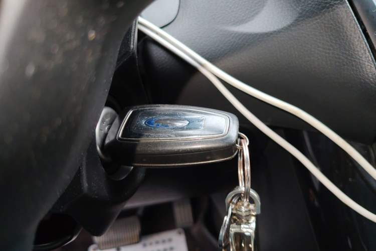 Used Ford Focus 2017 Sedan 1.6L Automatic Fashion Edition Smart Drive Version Vehicle Key