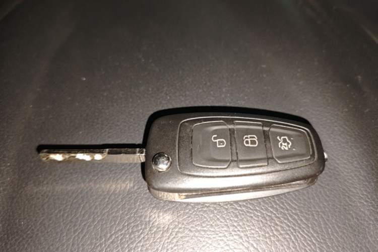 Used Ford Focus 2017 Sedan EcoBoost 180 Automatic Elite Model Vehicle Key