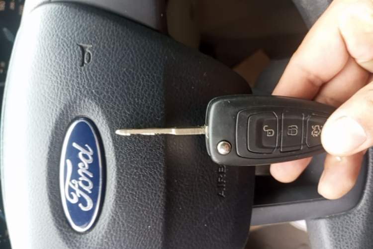 Used Ford Focus 2017 Sedan 1.6L Automatic Comfort Plus SmartDrive Edition Vehicle Key