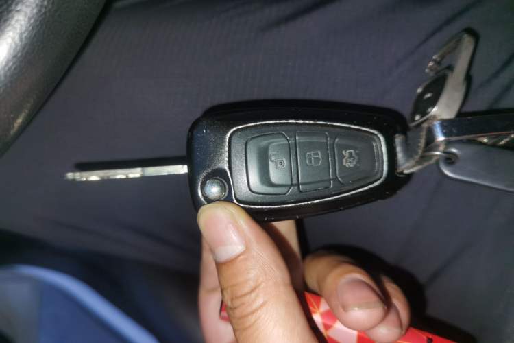 Used Ford Focus 2017 Sedan EcoBoost 180 Automatic Elite Model Vehicle Key
