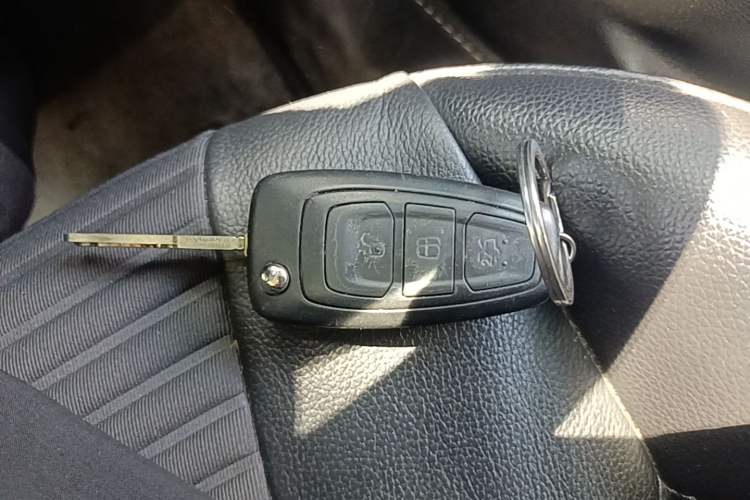 Used Ford Focus 2017 Sedan EcoBoost 180 Automatic Elite Model Vehicle Key