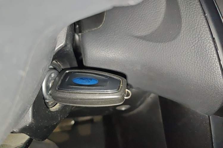 Used Ford Focus 2017 Sedan EcoBoost 180 Automatic Elite Model Vehicle Key