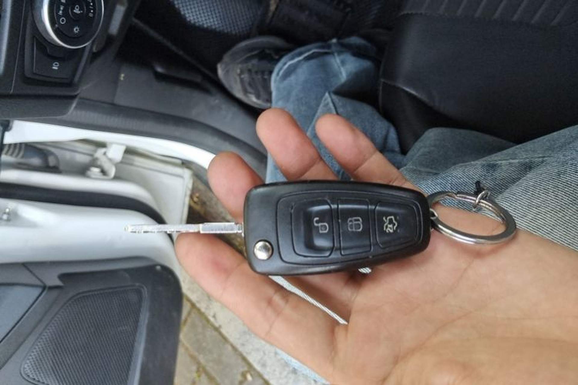 Used Ford Focus 2017 Sedan EcoBoost 180 Automatic Elite Model Vehicle Key