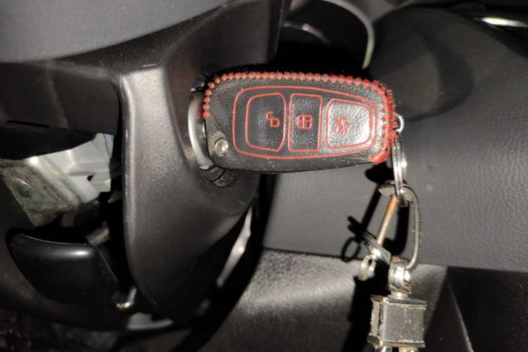 Used Ford Focus 2017 Sedan EcoBoost 180 Automatic Elite Model Vehicle Key