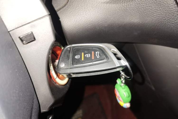 Used Ford Focus 2017 Hatchback 1.6L Automatic Comfort Plus SmartDrive Edition Vehicle Key