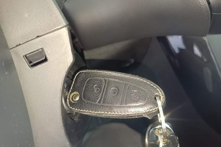 Used Ford Focus 2017 Hatchback 1.6L Automatic Fashion Edition Smart Drive Version Vehicle Key