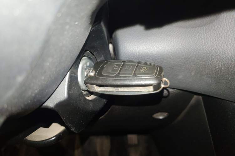 Used Ford Focus 2017 Sedan EcoBoost 180 Automatic Elite Model Vehicle Key
