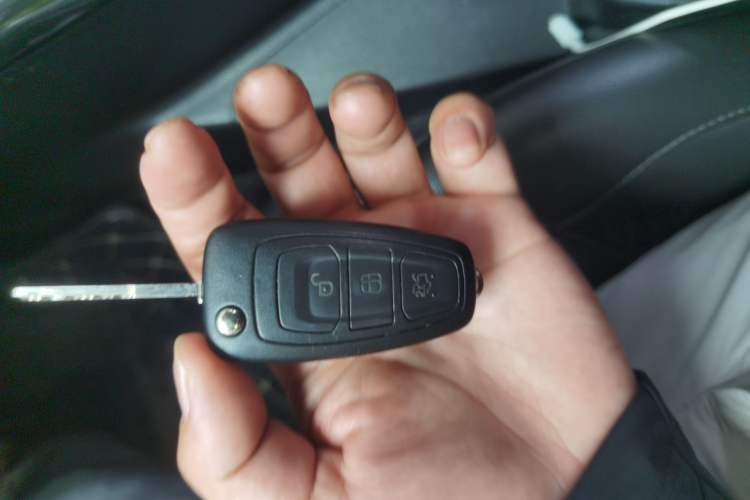 Used Ford Focus 2017 Hatchback EcoBoost 180 Automatic Elite Model Vehicle Key