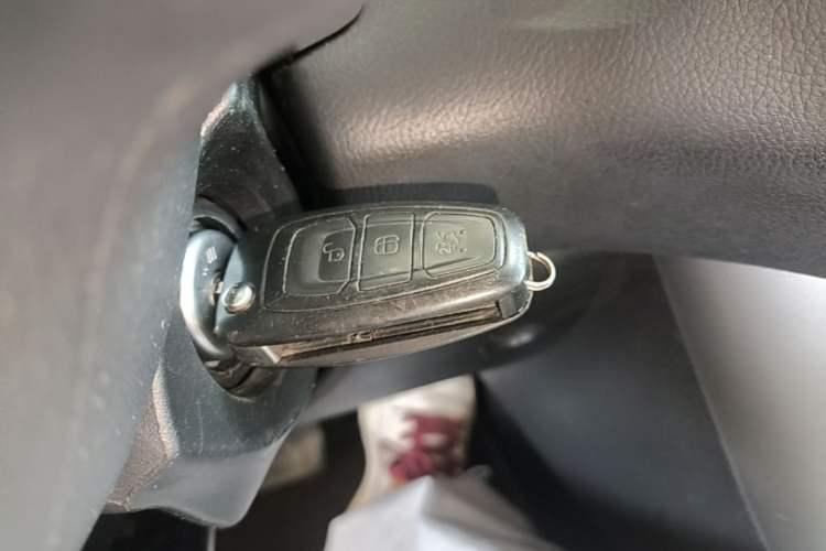 Used Ford Focus 2017 Hatchback 1.6L Automatic Comfort Plus SmartDrive Edition Vehicle Key