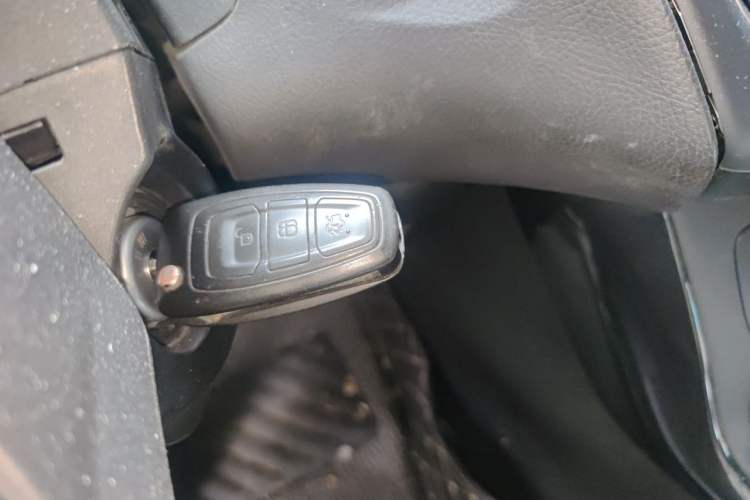 Used Ford Focus 2017 Sedan EcoBoost 180 Automatic Elite Model Vehicle Key