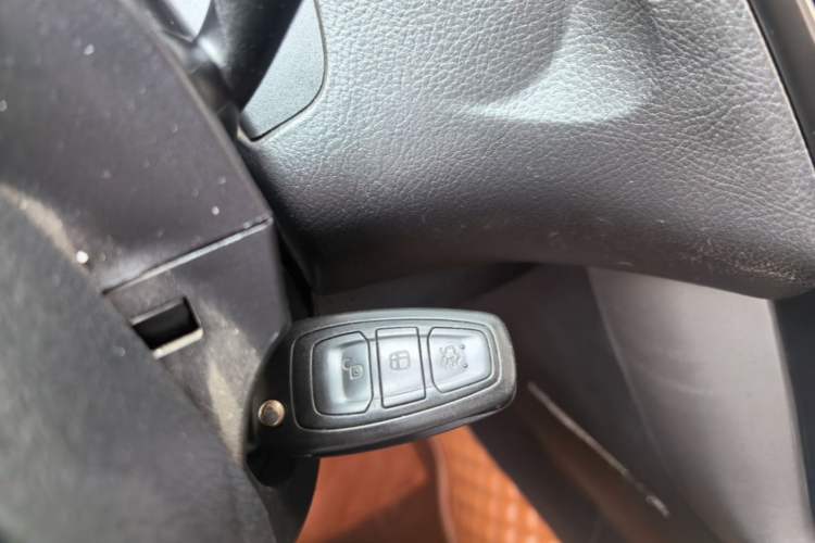 Used Ford Focus 2017 Hatchback 1.6L Automatic Comfort Plus SmartDrive Edition Vehicle Key