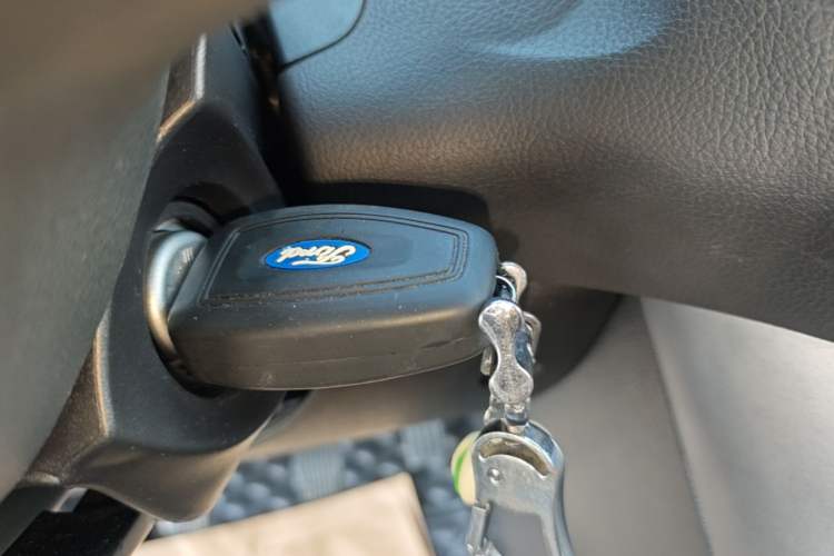 Used Ford Focus 2017 Hatchback 1.6L Manual Comfort Plus SmartDrive Edition Vehicle Key