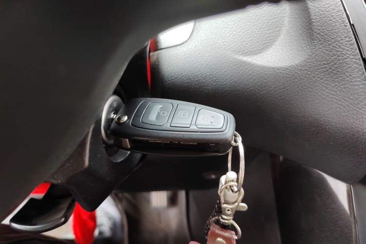 Used Ford Focus 2017 Sedan EcoBoost 180 Automatic Elite Model Vehicle Key