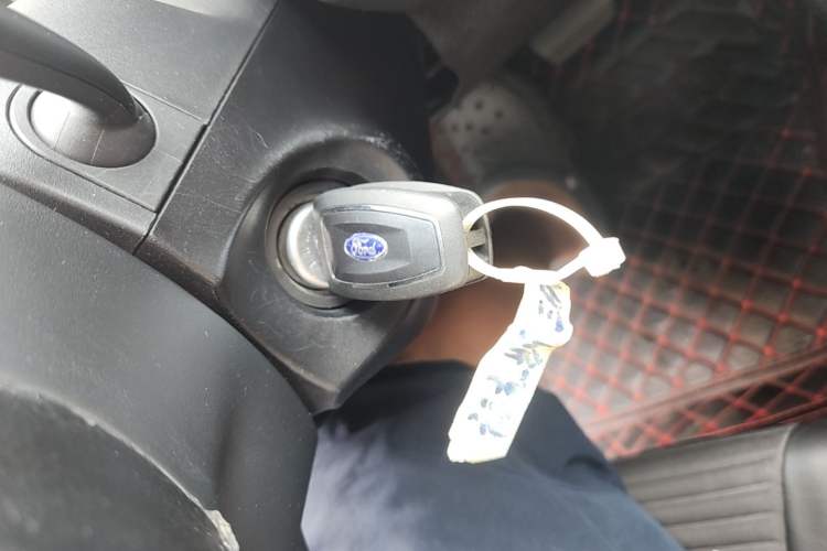 Used Ford Focus 2017 Sedan EcoBoost 180 Automatic Elite Model Vehicle Key