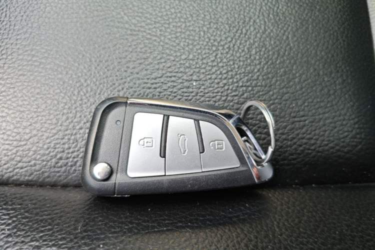 Used Ford Focus 2017 Hatchback 1.6L Automatic Comfort Plus SmartDrive Edition Vehicle Key