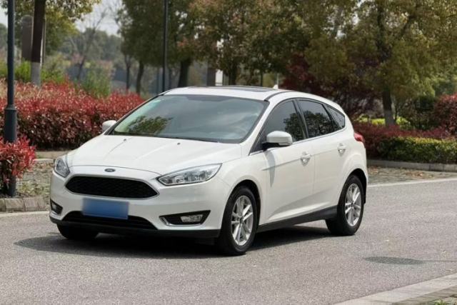 Used Ford Focus 2017 Hatchback EcoBoost 180 Automatic Elite Model