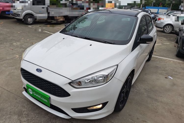 Ojetý Ford Focus 2017 1.5T CTCC White and Black Limited Edition Guazi used car, China used car export, Used car for sale, Used cars, Cheapest cars for sale