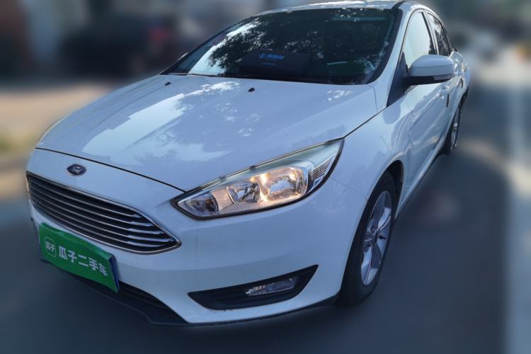 Used Ford Focus 2017 Sedan 1.6L Manual Comfort Plus SmartDrive Edition Guazi used car, China used car export, Used car for sale, Used  cars, Cheapest cars for sale