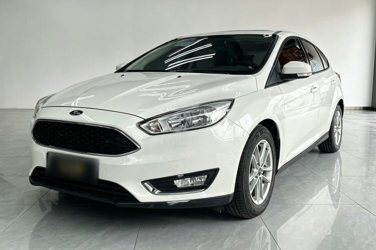 Ford Focus 2017 Hatchback 1.6L Automatic Fashion Edition Smart Drive Version с пробегом Guazi used car, China used car export, Used car for sale, Used cars, Cheapest cars for sale
