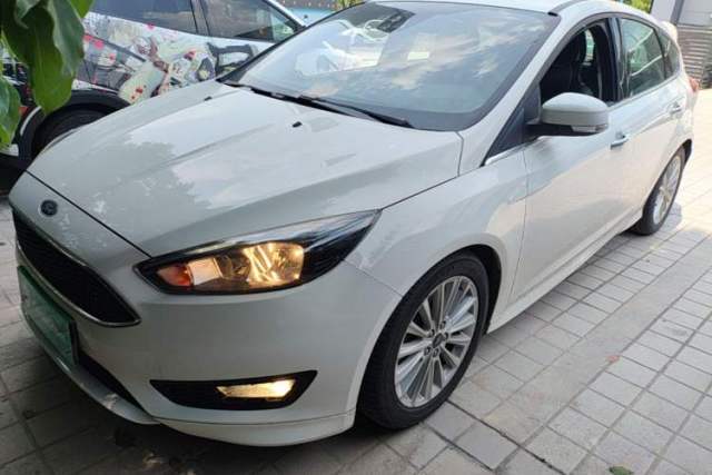 Used Ford Focus 2017 Hatchback EcoBoost 180 Automatic Sport Model