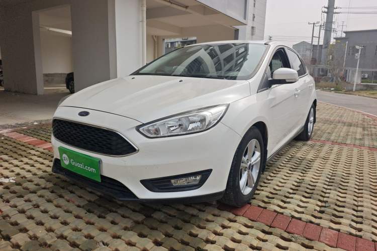 Used Ford Focus 2017 Hatchback 1.6L Automatic Comfort Plus SmartDrive Edition Guazi used car, China used car export, Used car for sale, Used cars, Cheapest cars for sale