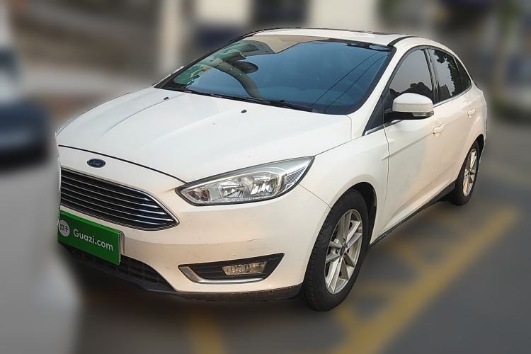 Used Ford Focus 2017 Sedan EcoBoost 180 Automatic Elite Model Guazi used car, China used car export, Used car for sale, Used cars, Cheapest cars for sale