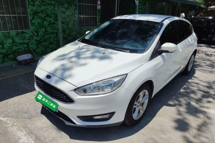 Used Ford Focus 2017 Hatchback 1.6L Automatic Comfort Plus SmartDrive Edition Guazi used car, China used car export, Used car for sale, Used Ford cars, Cheapest cars for sale