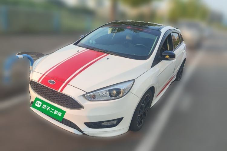 Used Ford Focus 2017 1.5T CTCC White and Black Limited Edition Guazi used car, China used car export, Used car for sale, Used  cars, Cheapest cars for sale